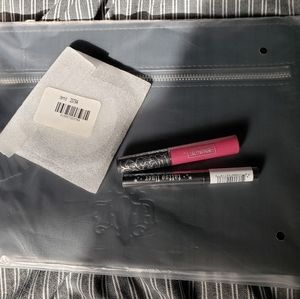 KvD Beauty Minis with Clutch bag Bundle.